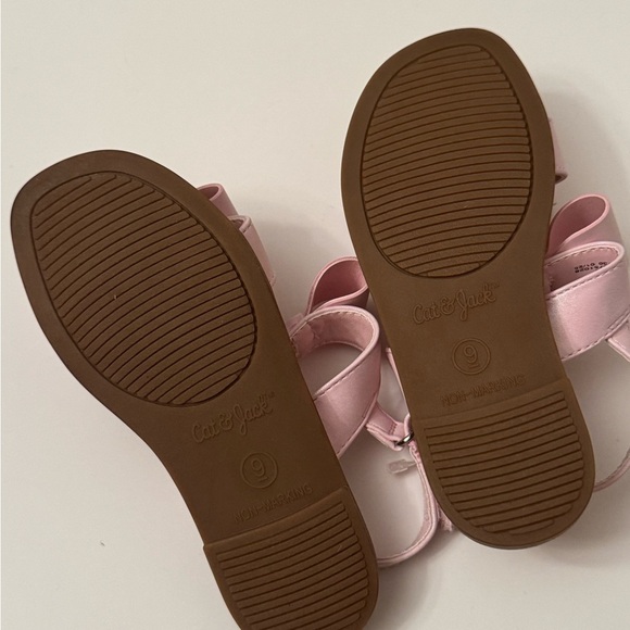 Cat & Jack Light Pink Metallic Bow Sandals Size 9 NWOT - Picture 5 of 6
